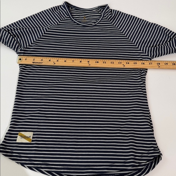 Tracksmith Long Sleeve Tee Size S Navy Gray Stripe Soft Designed For Runners - Picture 6 of 12